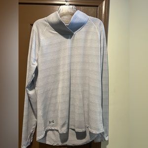 Ike new Under Armor top